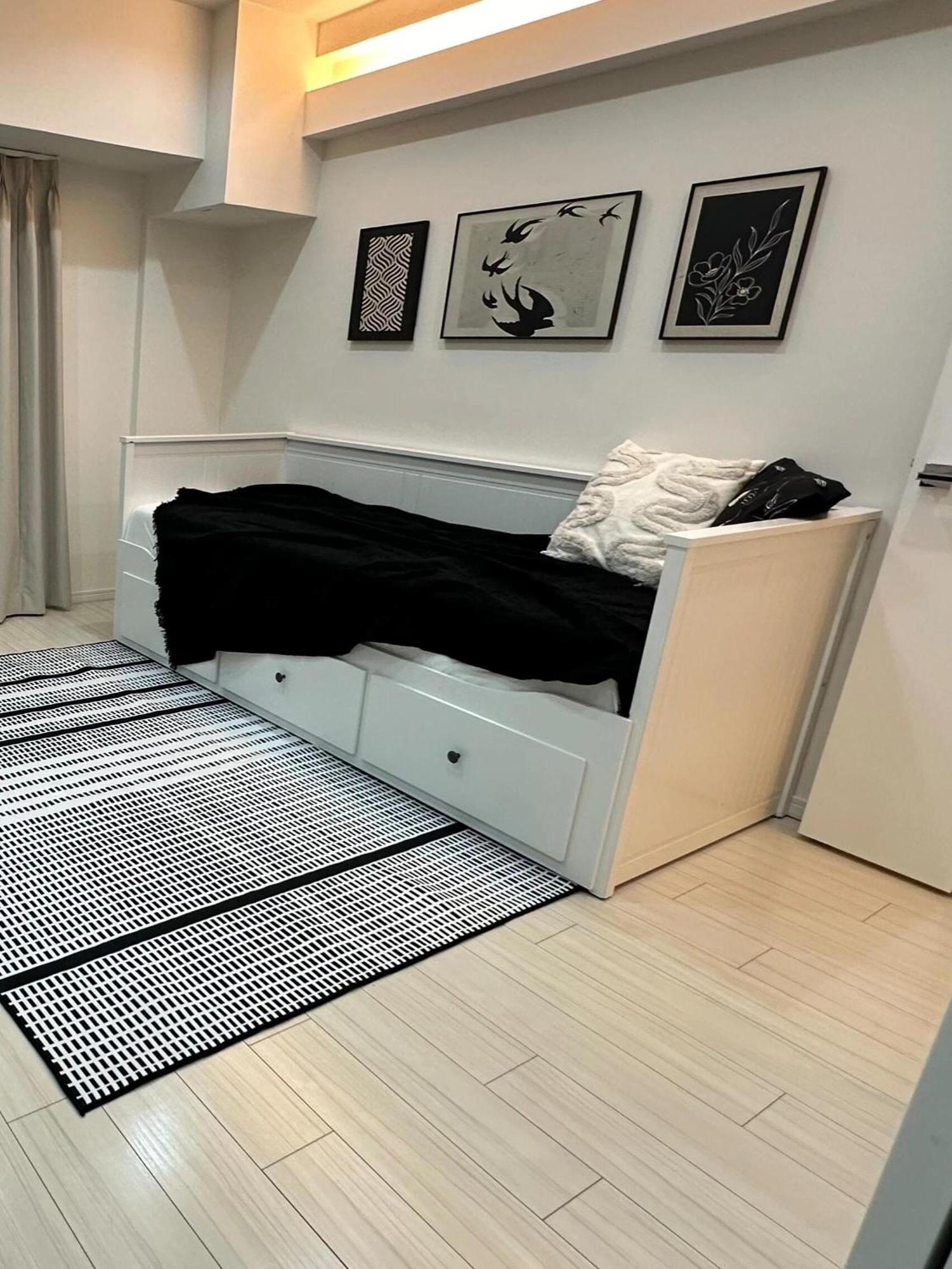 Roppongi 4 Minutes, 4 Person Mansion,dyson Hair Dryer, Pola Toiletries
